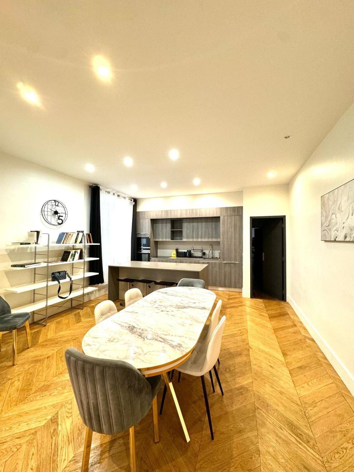 Auteuil 16 Appartement Parijs